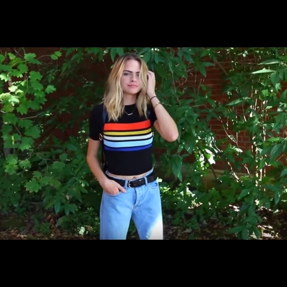 H&M Ribbed Colorful Black Top